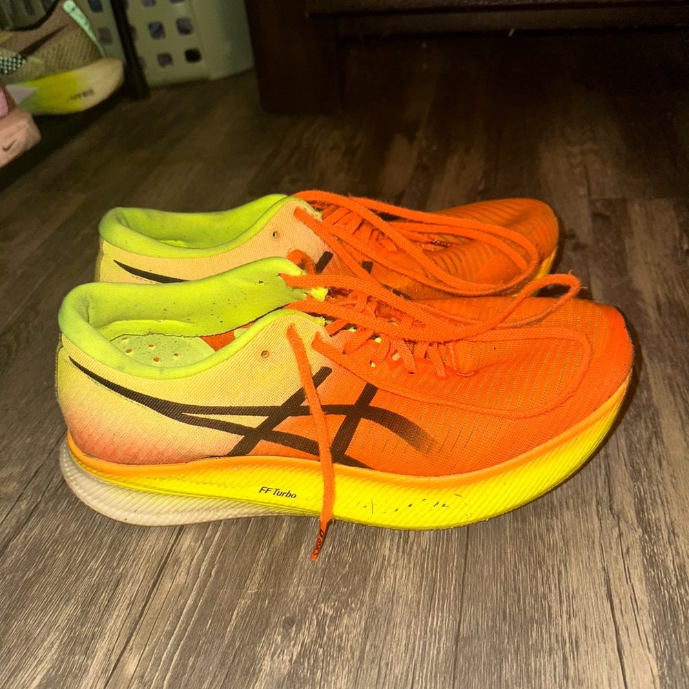 ASICS Metaspeed Sky